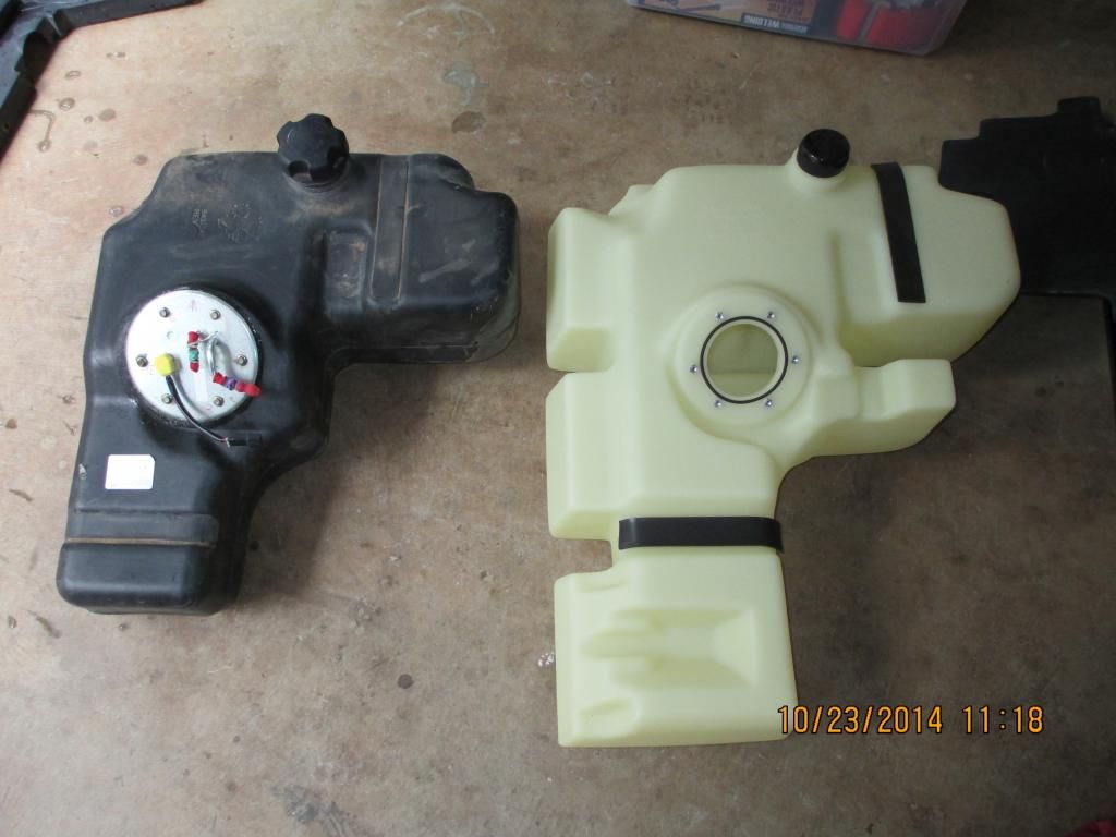 Installing the new trail tank on my 2008 800 Polaris RZR Forum RZR